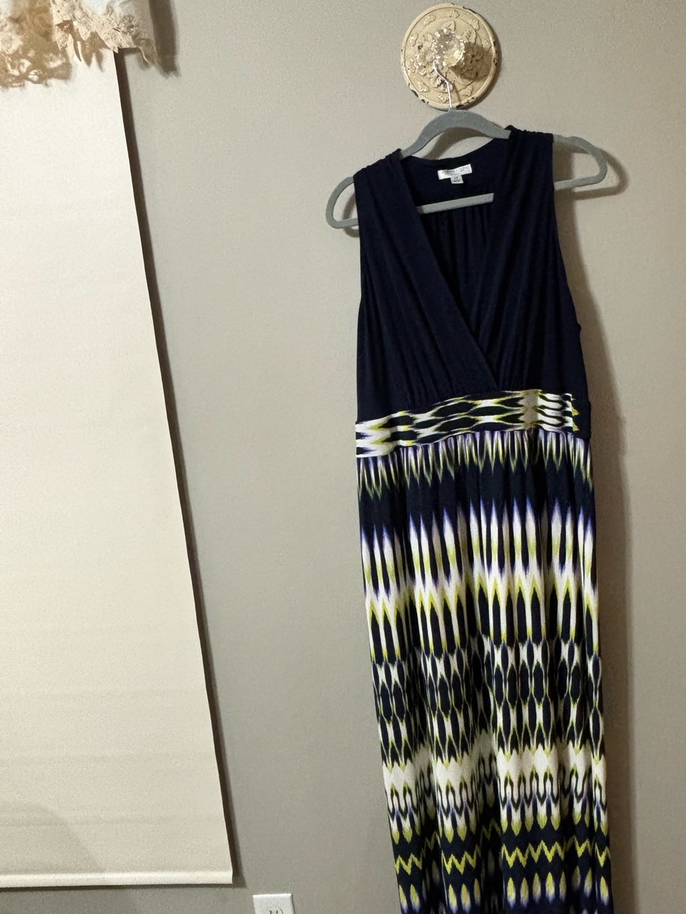 London Style Navy and Green Patterned Maxi Dress